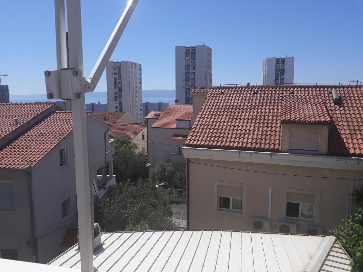 Apartment Music School Спліт Екстер'єр фото