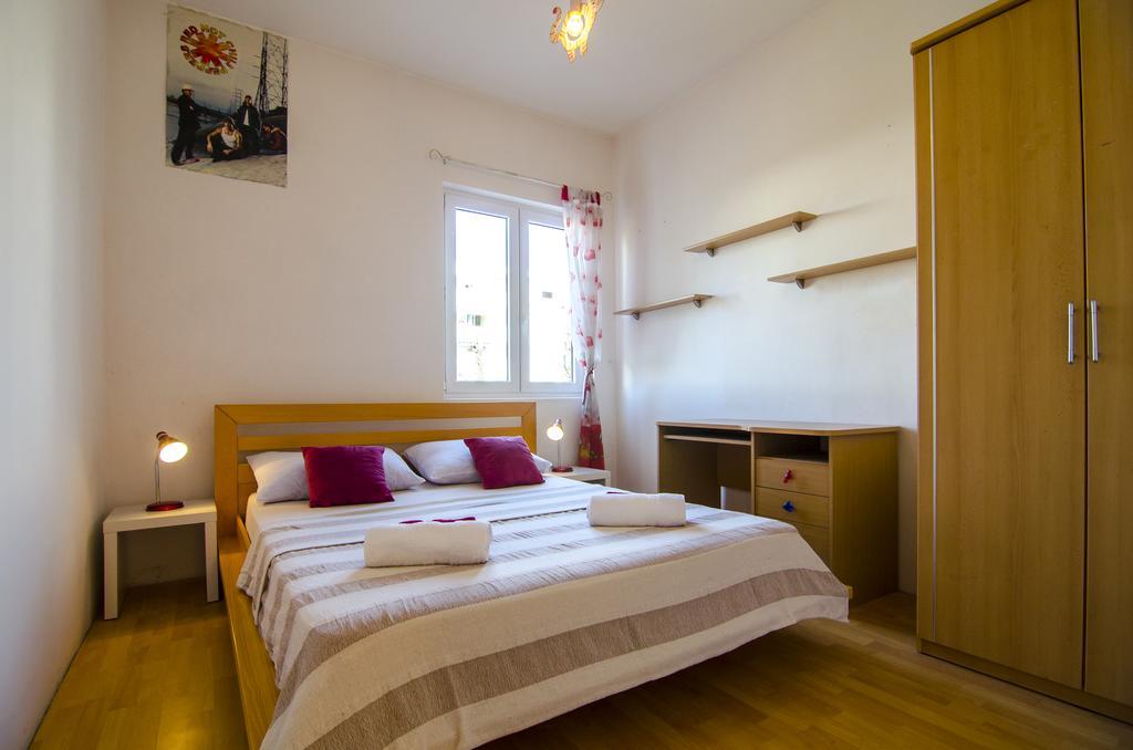 Apartment Music School Спліт Екстер'єр фото