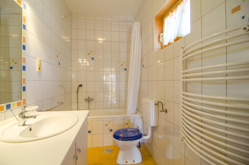 Apartment Music School Спліт Екстер'єр фото