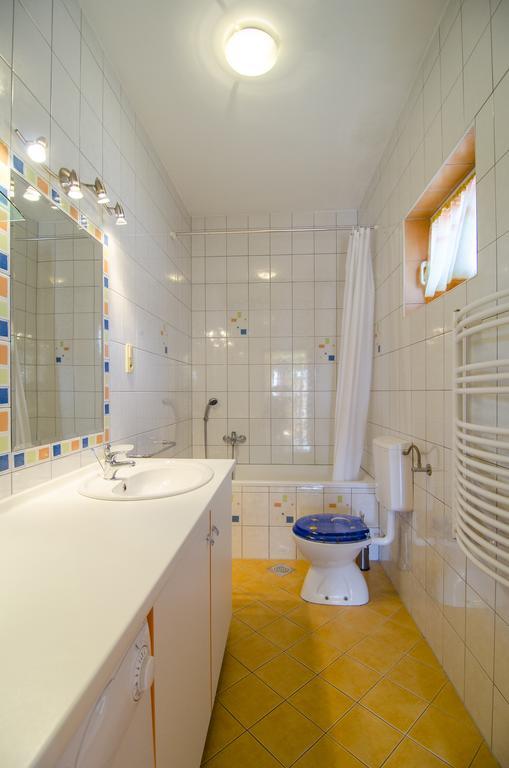 Apartment Music School Спліт Екстер'єр фото
