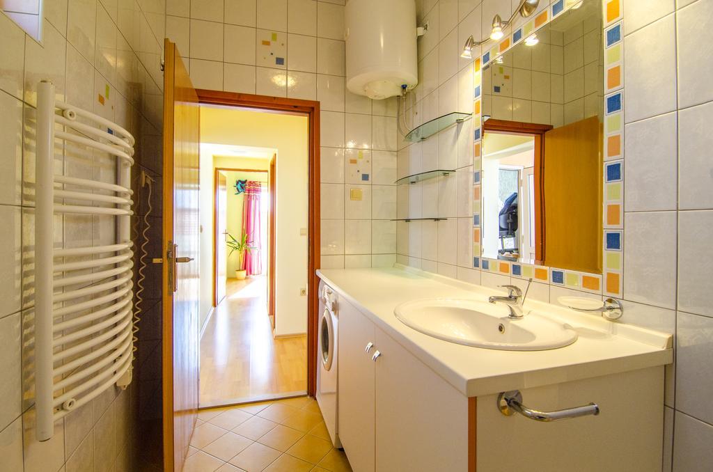 Apartment Music School Спліт Екстер'єр фото