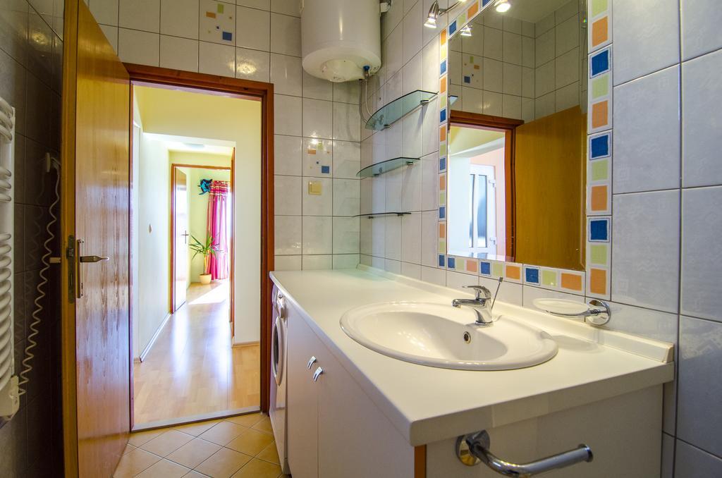 Apartment Music School Спліт Екстер'єр фото