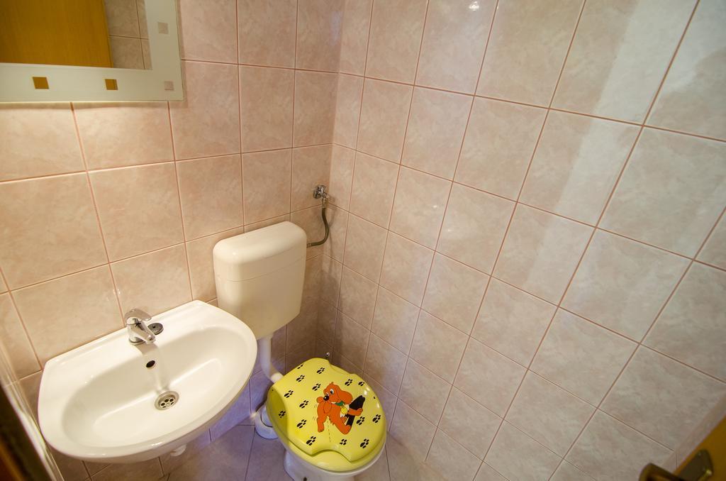 Apartment Music School Спліт Екстер'єр фото