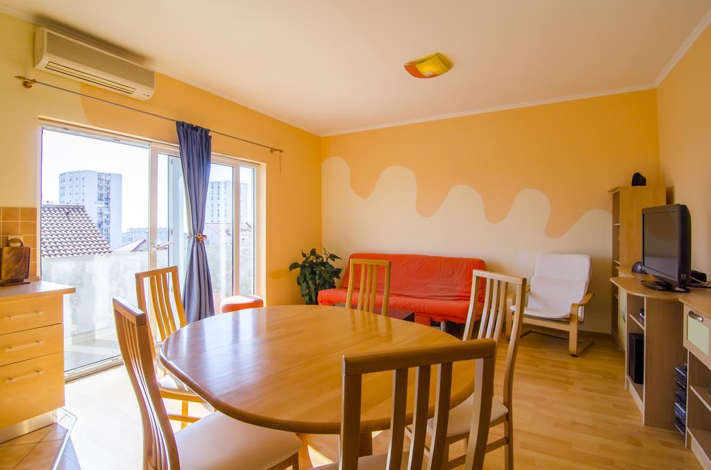 Apartment Music School Спліт Екстер'єр фото